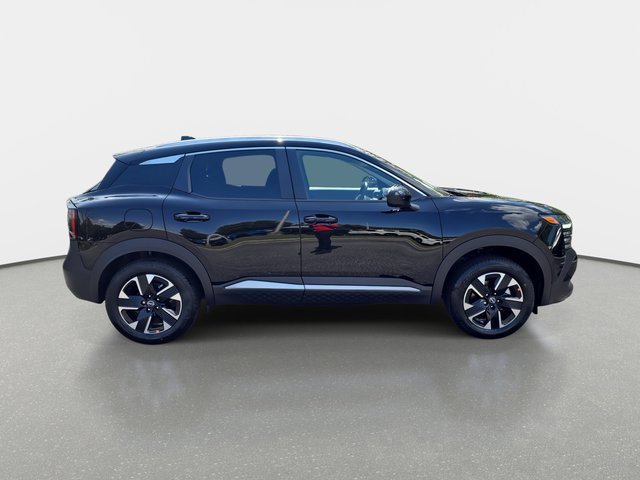 2025 Nissan Kicks SV photo 4