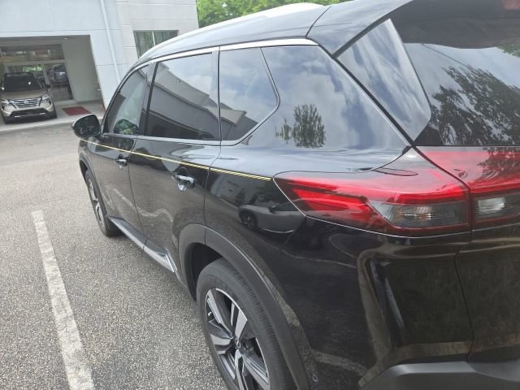 Certified 2023 Nissan Rogue Platinum SUV