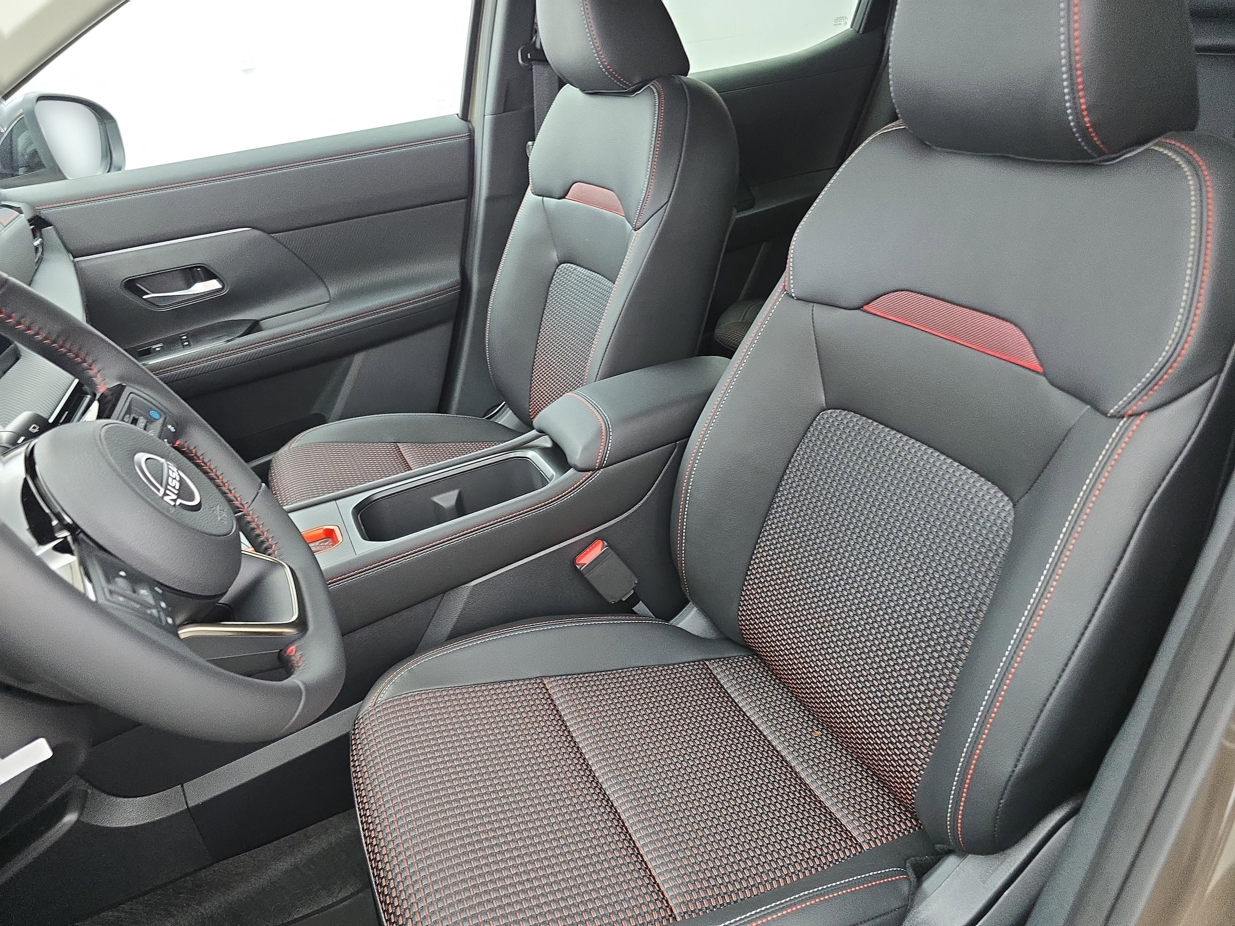 2026 Nissan KICKS SR AWD - Photo 14