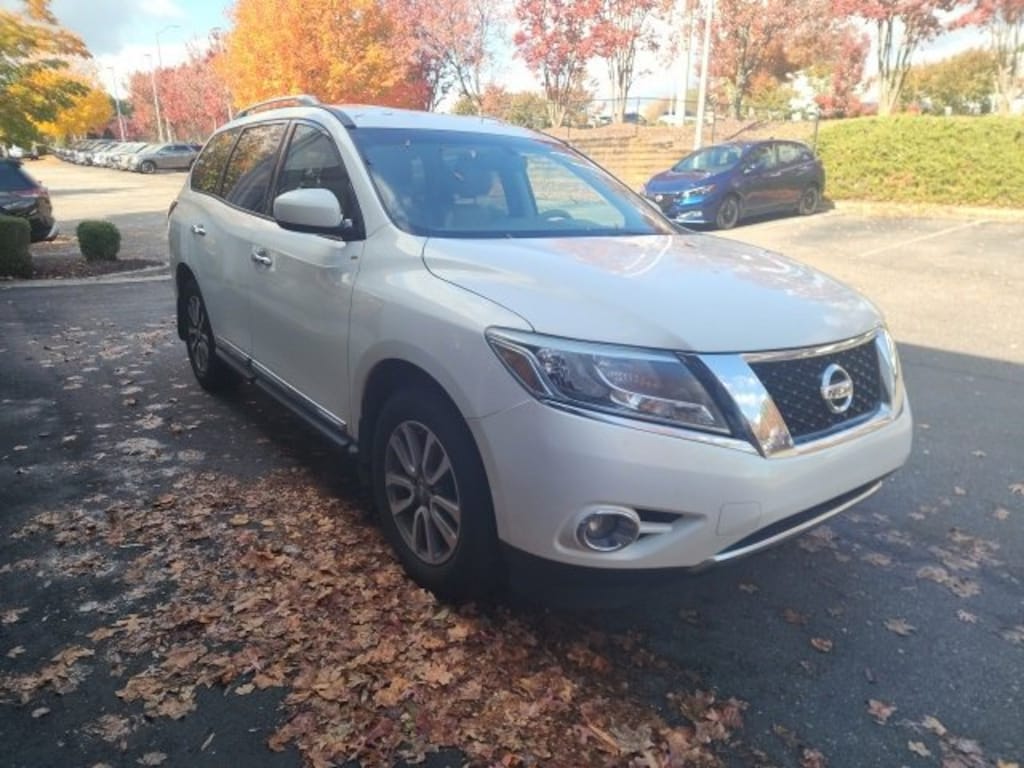 Used 2014 Nissan Pathfinder SL SUV