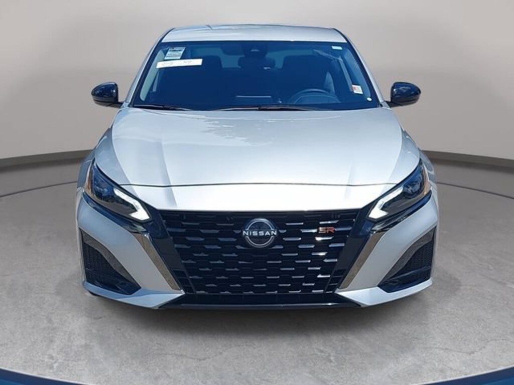 Used 2024 Nissan Altima 2.5 SR Sedan