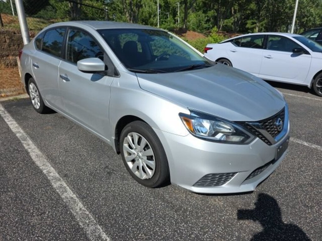 Used 2016 Nissan Sentra SV Sedan