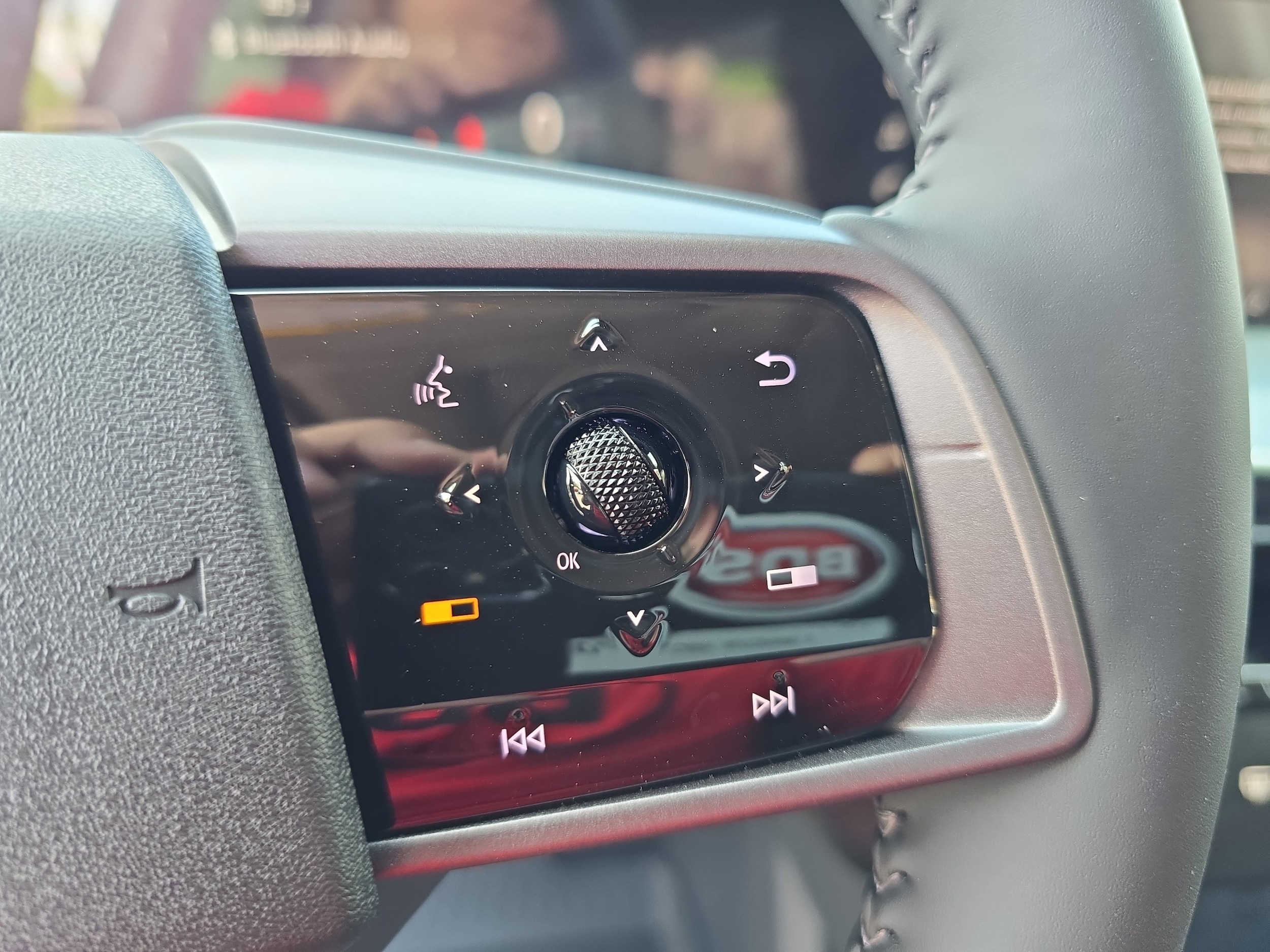 2025 Nissan Murano SL - Photo 18