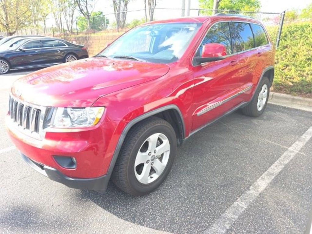 Used 2011 Jeep Grand Cherokee Laredo SUV
