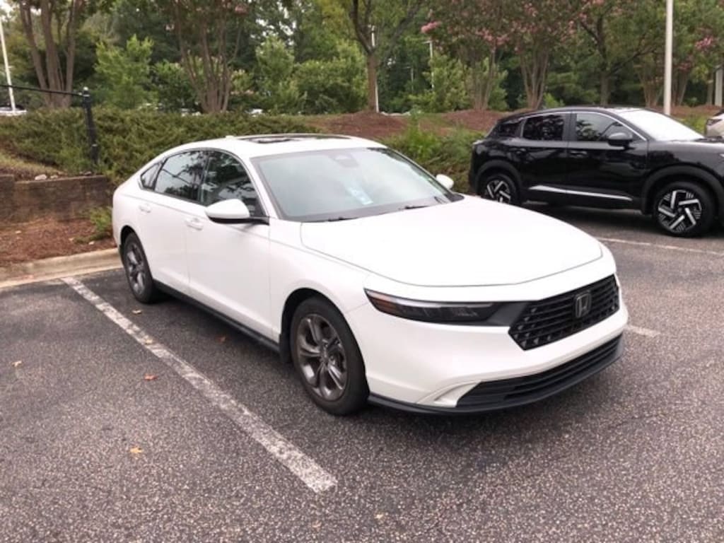 Used 2024 Honda Accord EX Sedan