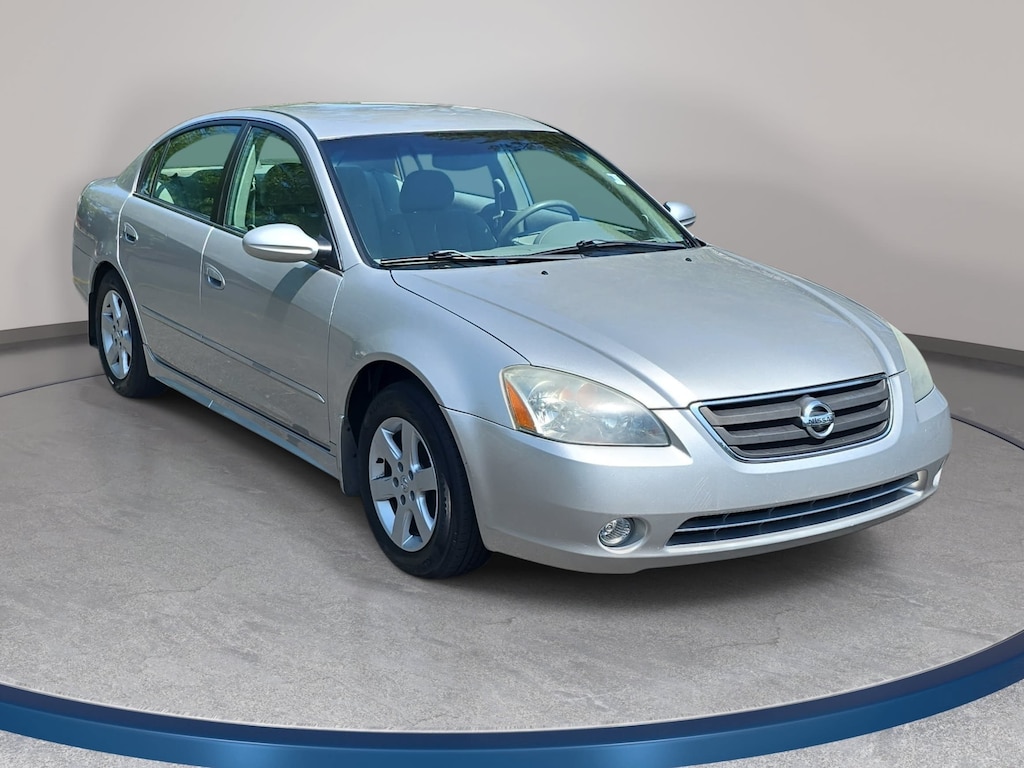 Used 2004 Nissan Altima 2.5 Sedan