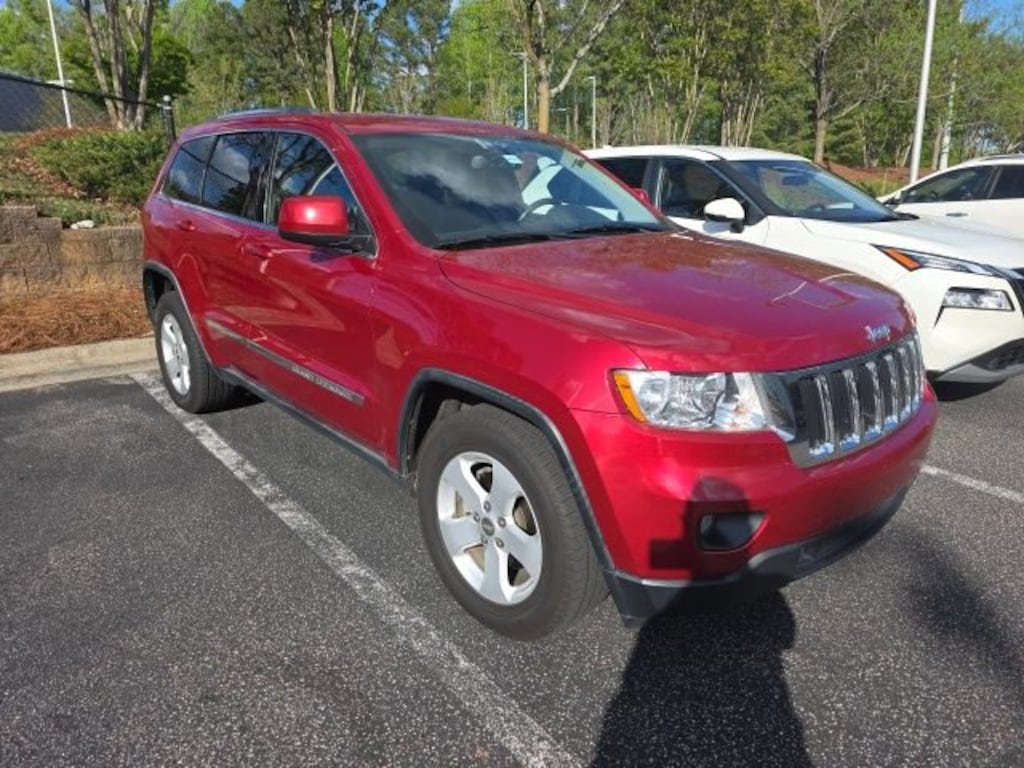 Used 2011 Jeep Grand Cherokee Laredo SUV