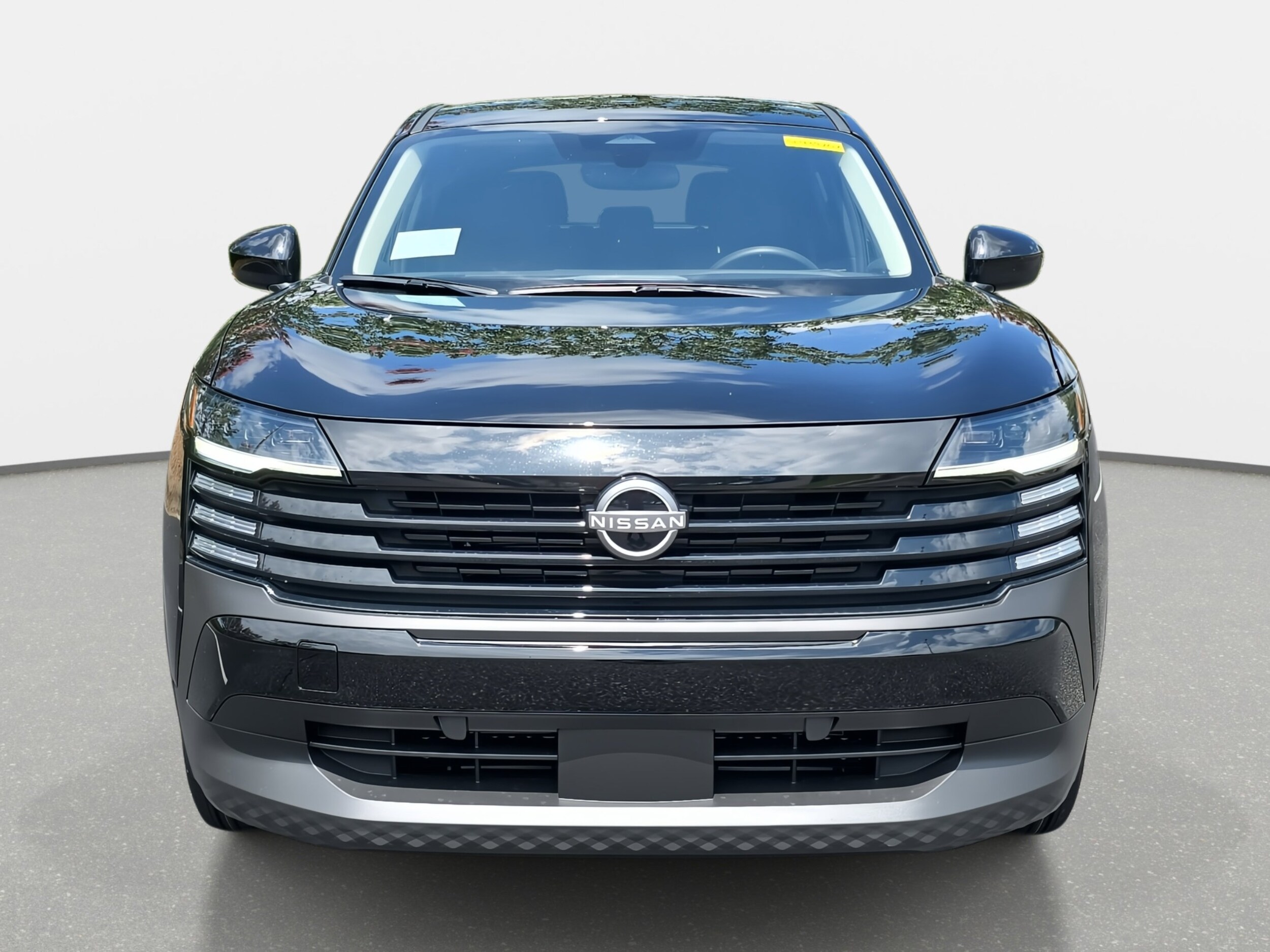 2025 Nissan Kicks SV photo 2