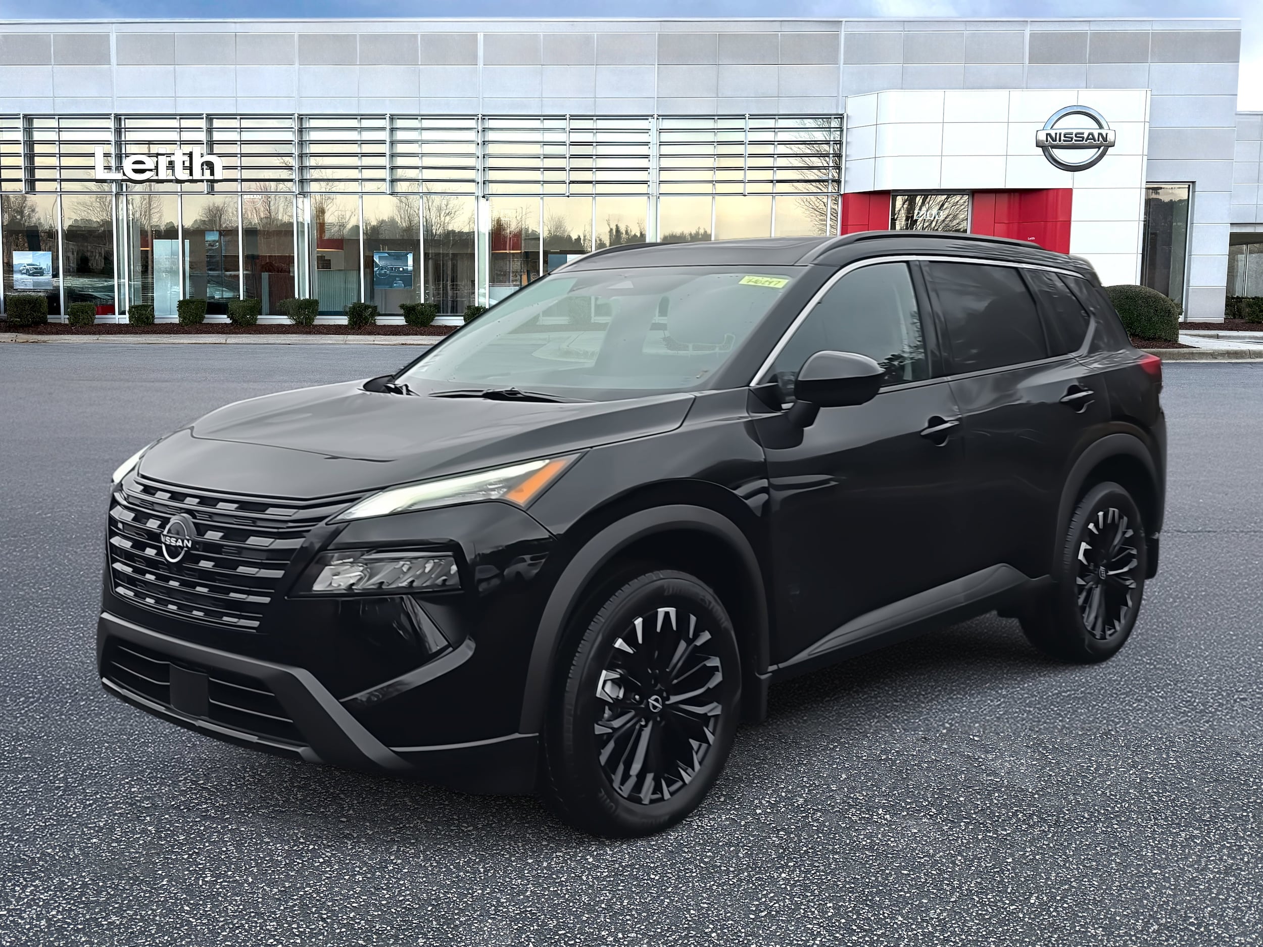 2026 Nissan Rogue SV's photo