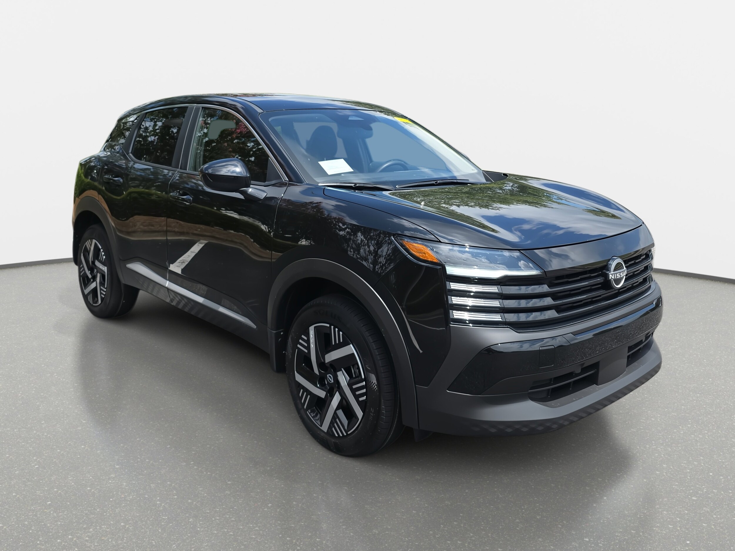 2025 Nissan Kicks SV photo 3