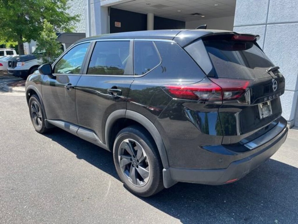 Certified 2025 Nissan Rogue SV SUV