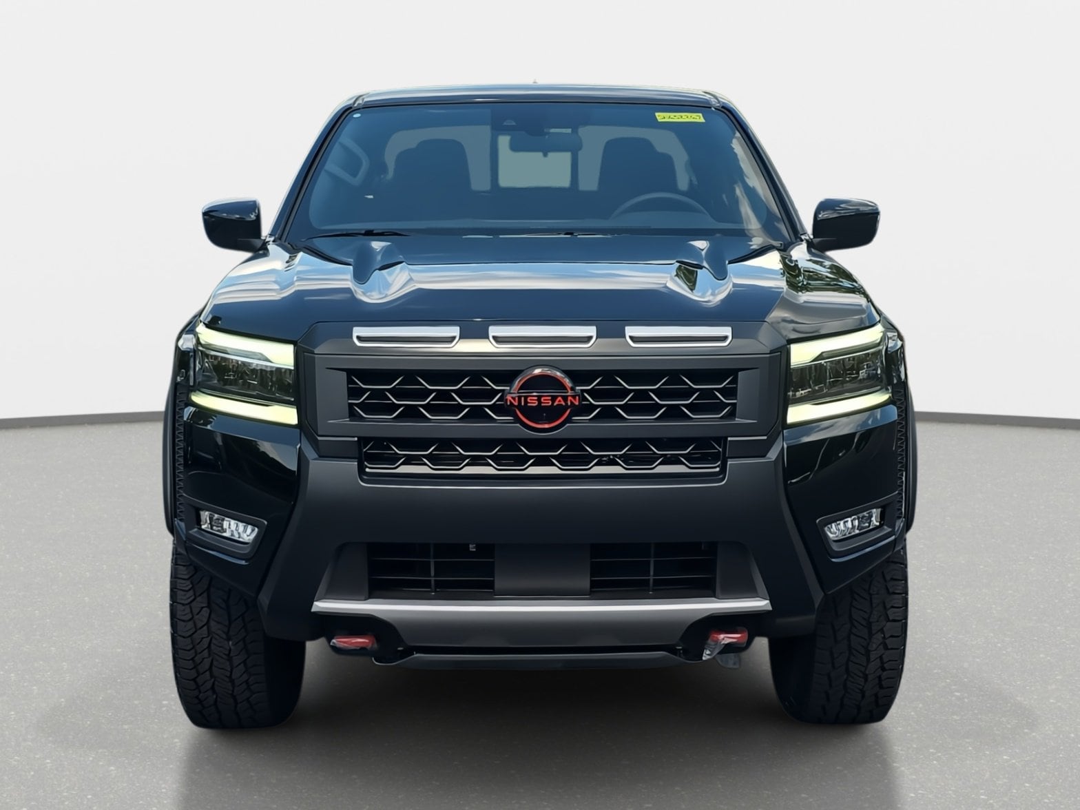 2025 Nissan Frontier photo 2