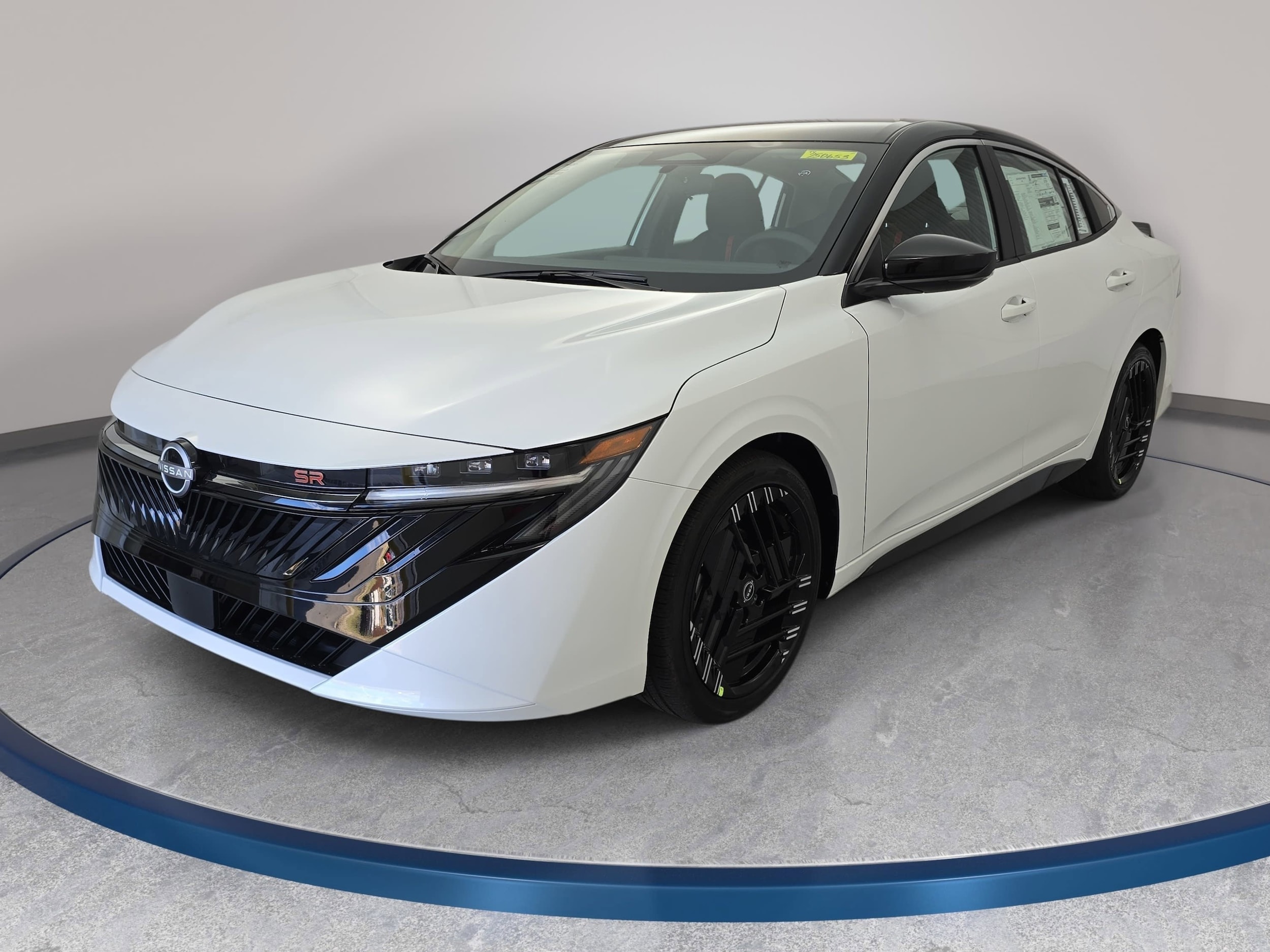 2026 Nissan Sentra SR CVT's photo
