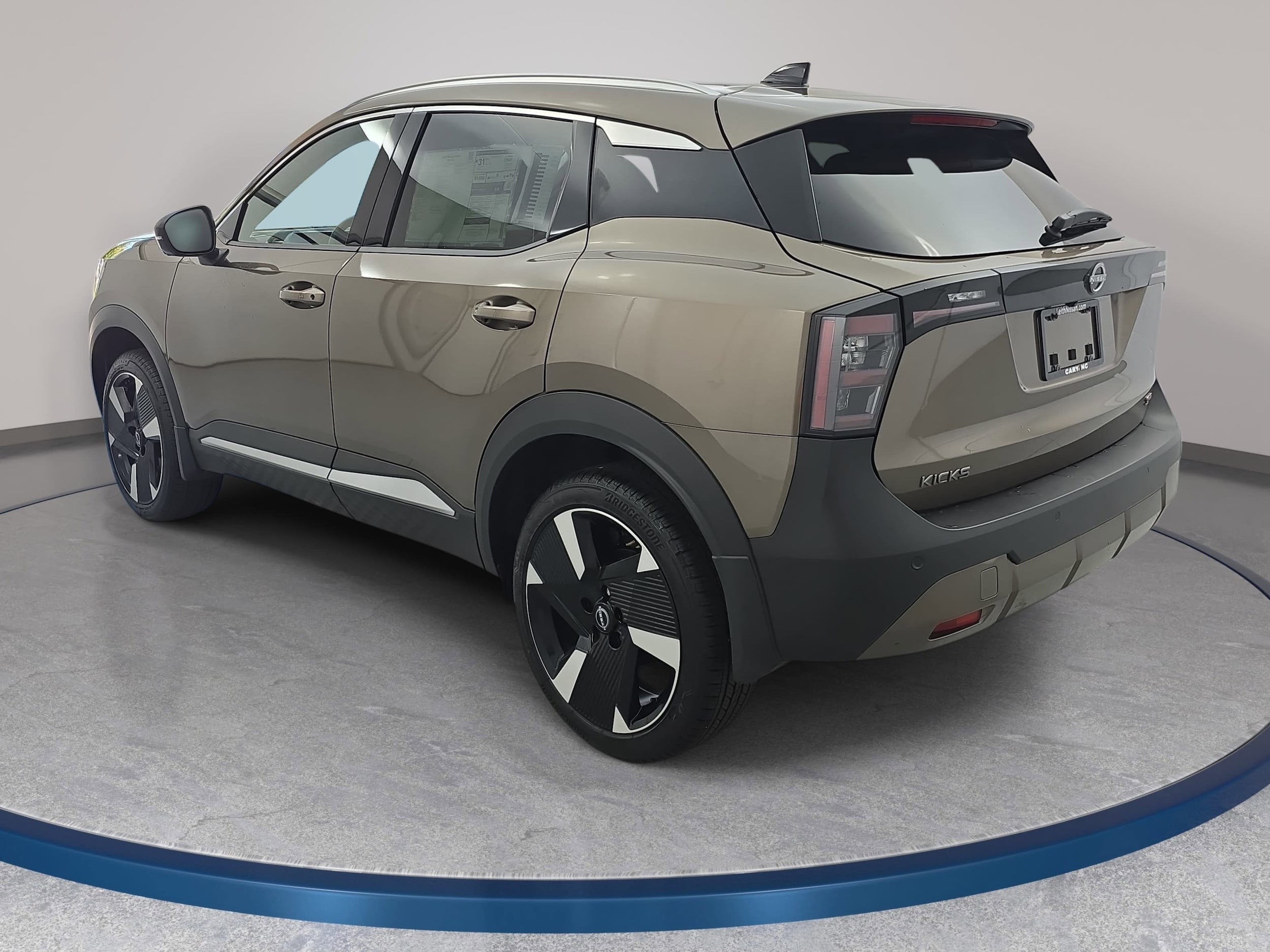 2026 Nissan KICKS SR - Photo 7