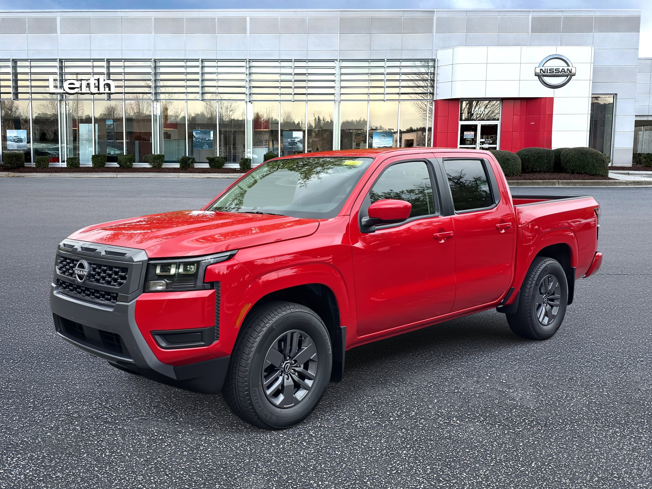 2026 Nissan Frontier SV's photo
