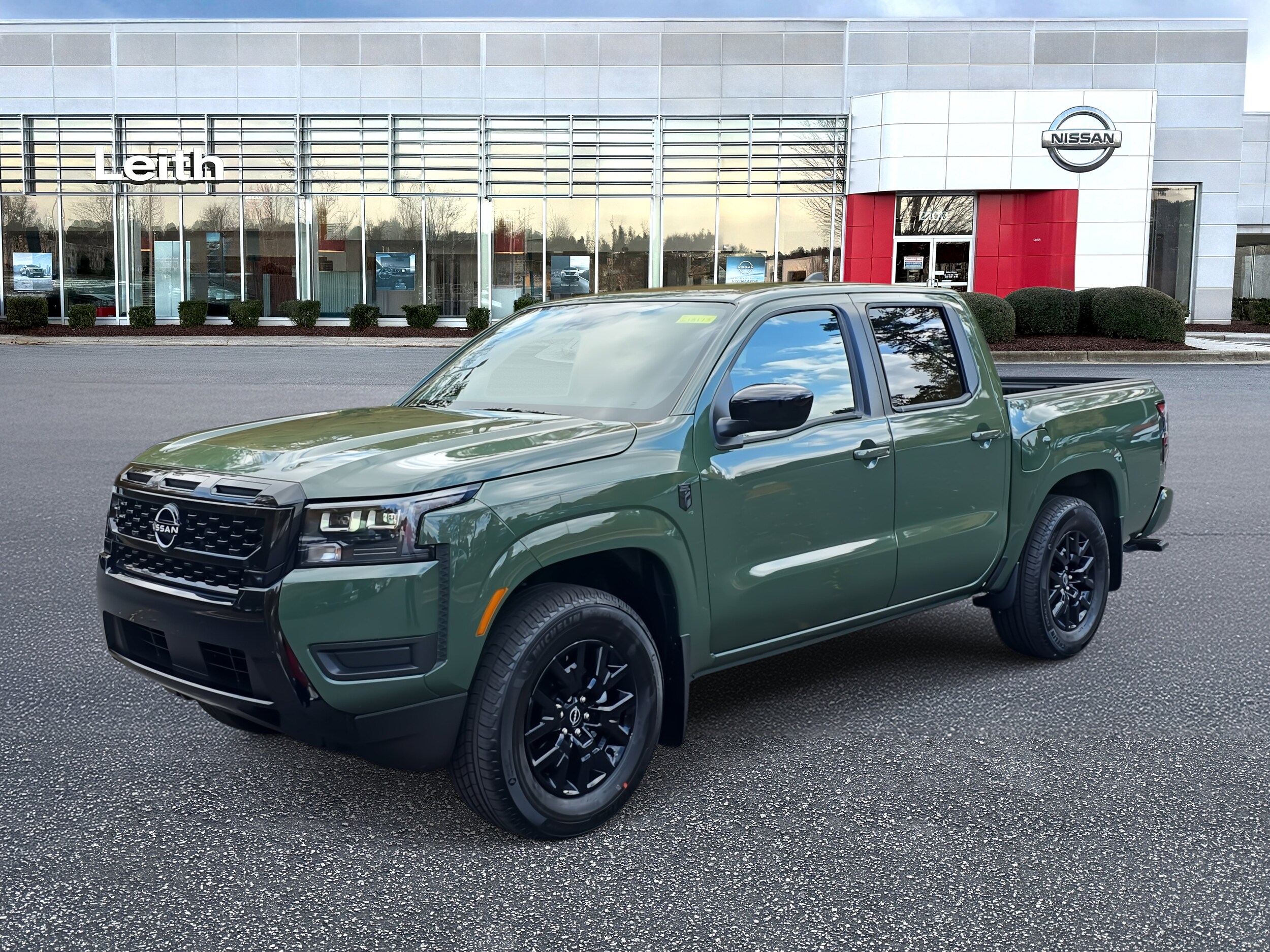 2026 Nissan Frontier SV's photo