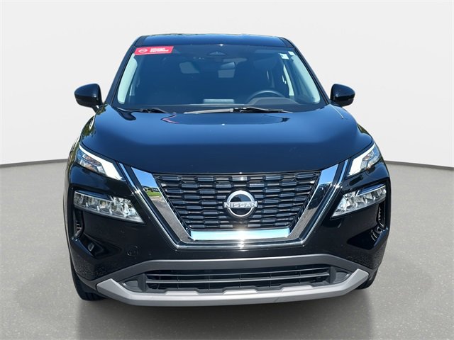 2023 Nissan Rogue SV photo 2