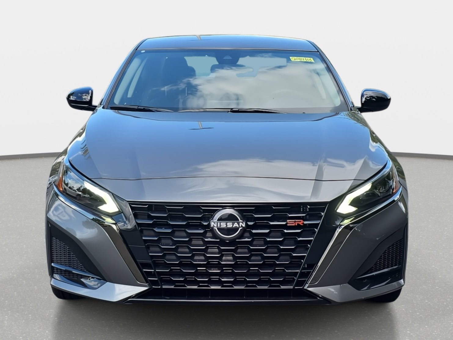 2025 Nissan Altima SR photo 2