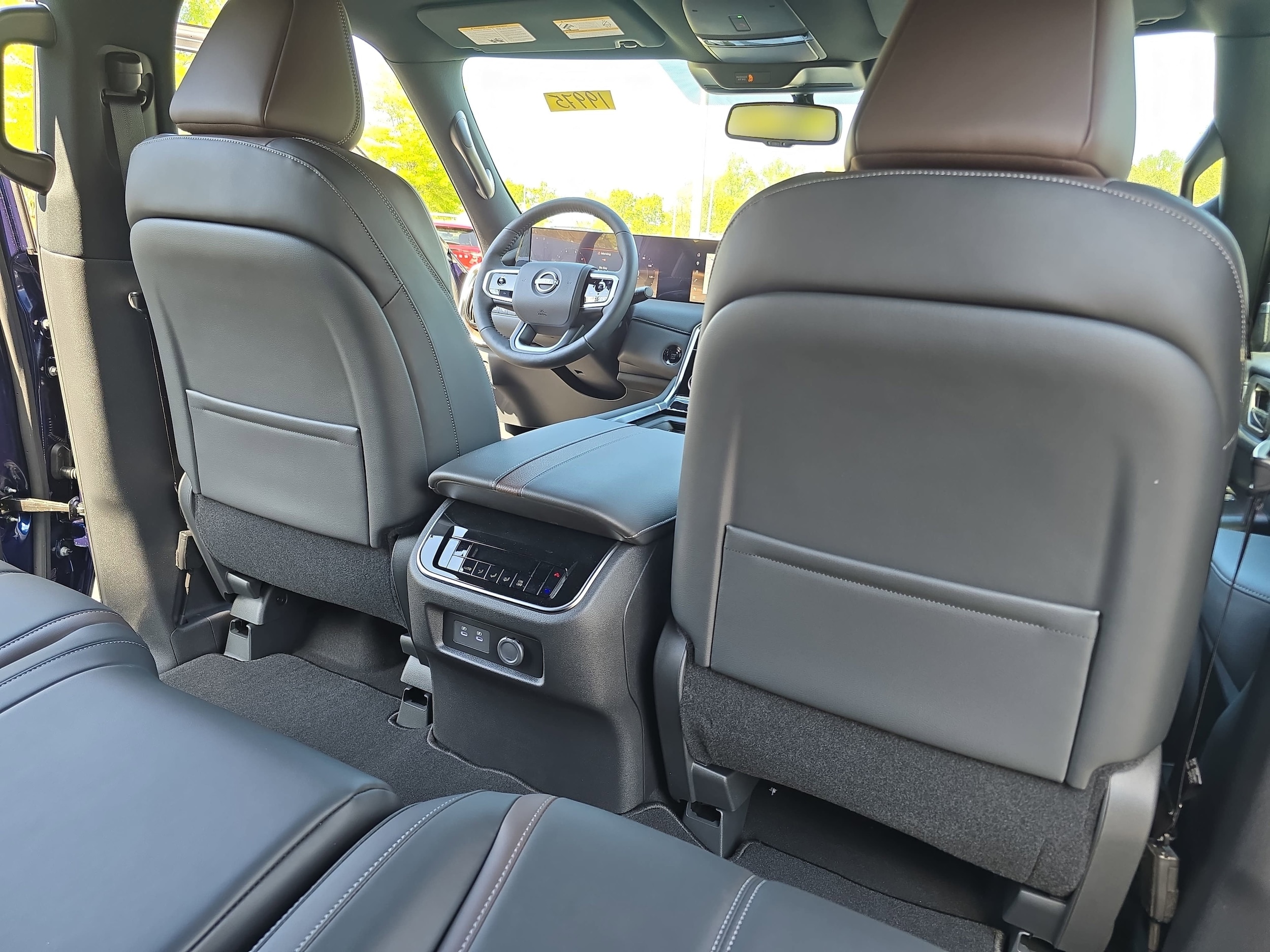 2025 Nissan Armada SL - Photo 11