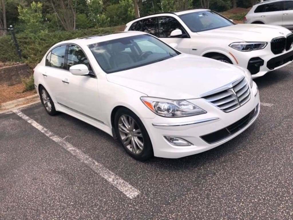 Used 2012 Hyundai Genesis 4.6 Sedan