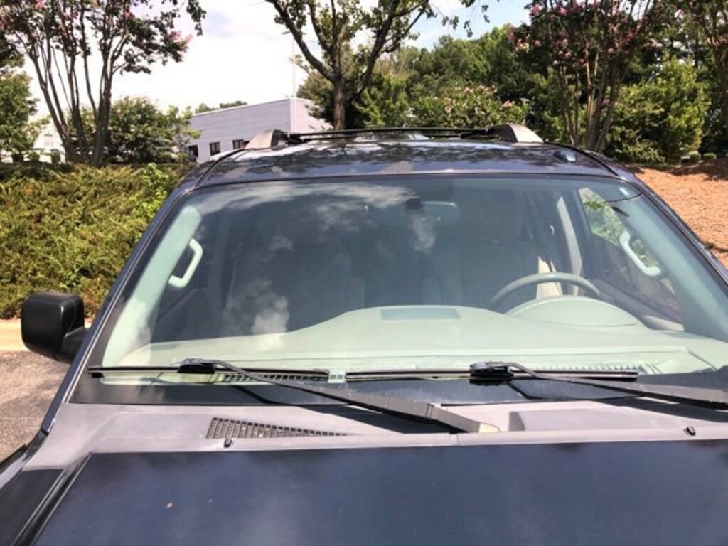 Used 2013 Nissan Armada SV SUV