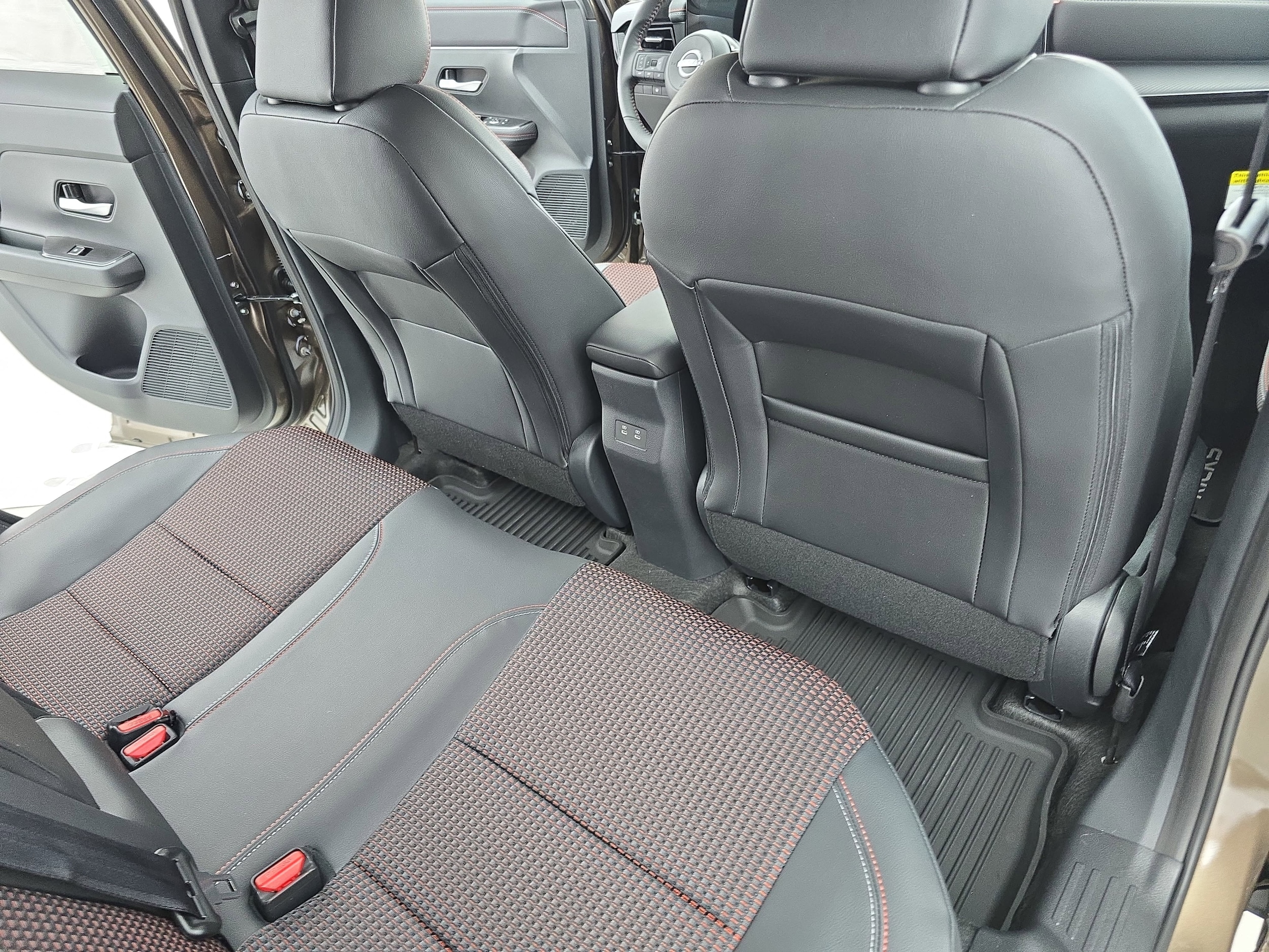 2026 Nissan KICKS SR AWD - Photo 11