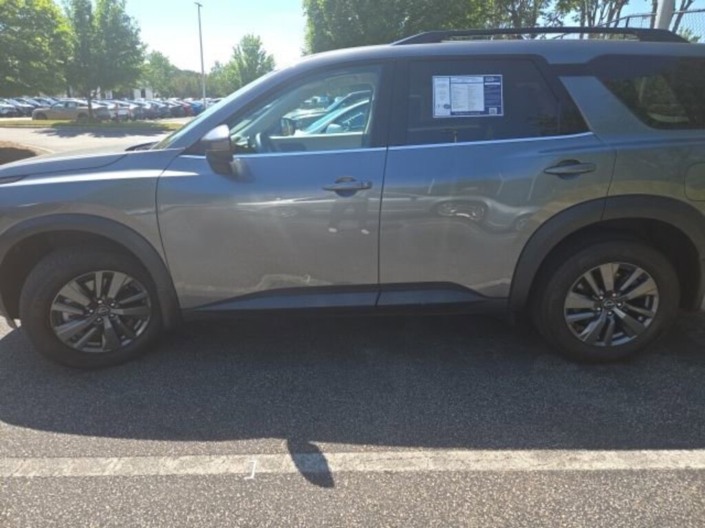 Certified 2024 Nissan Pathfinder SV SUV