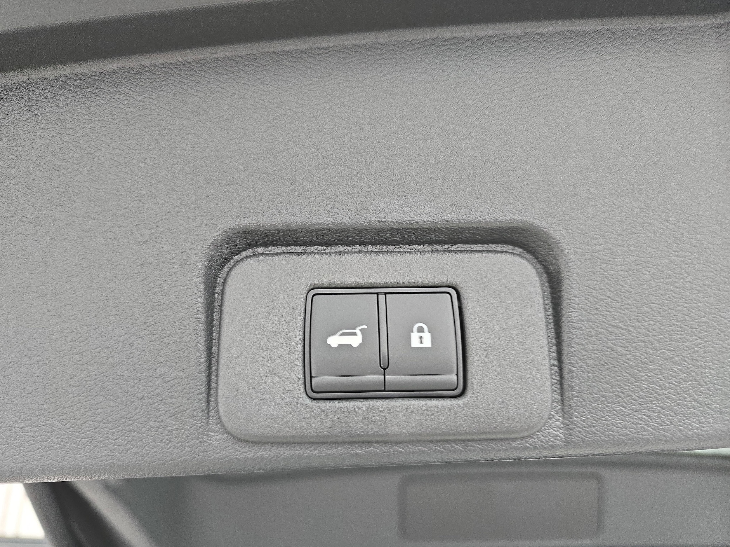 2026 Nissan Rogue SV - Photo 13