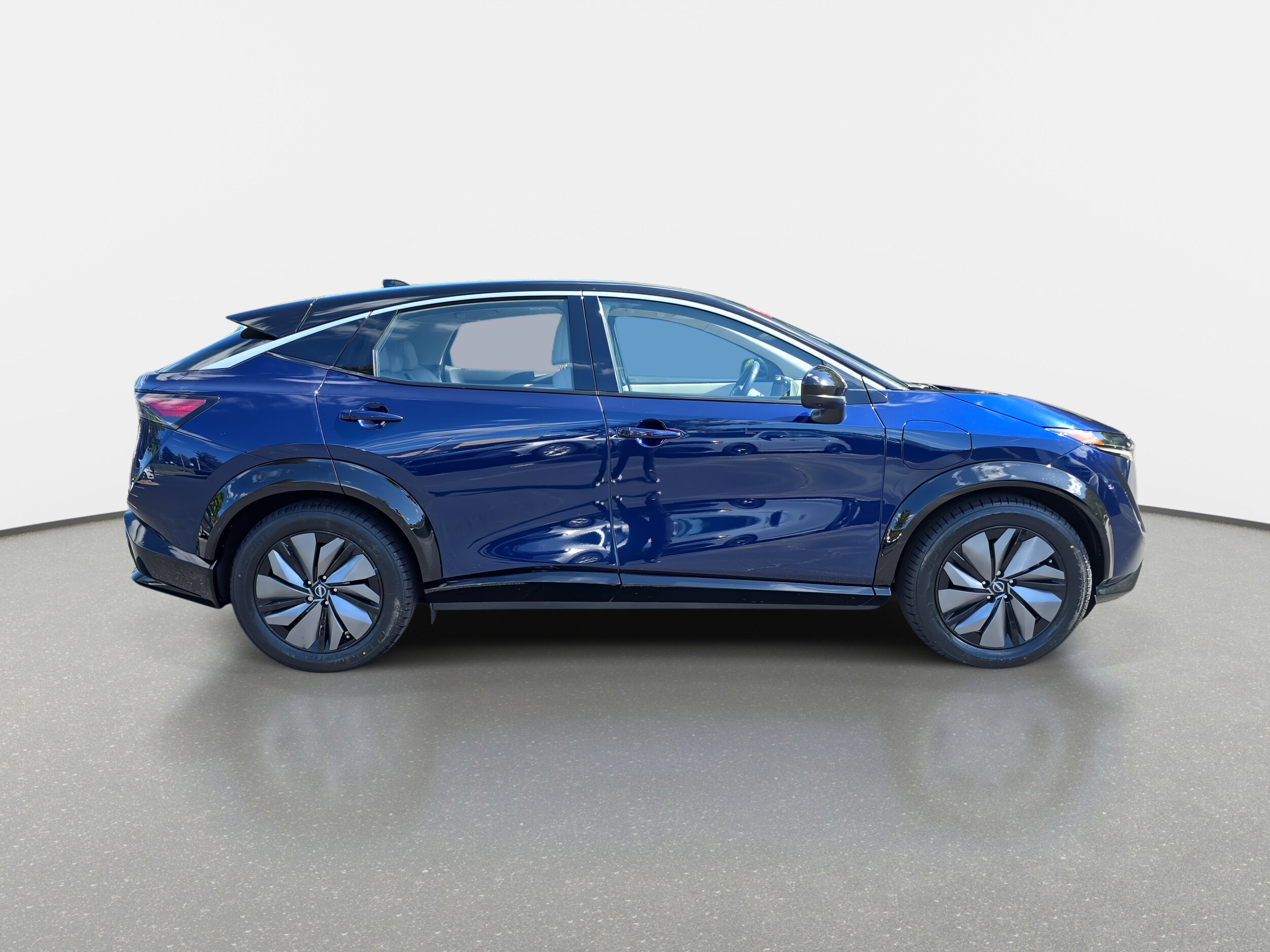 2023 Nissan ARIYA Evolve+ photo 4