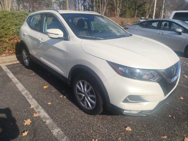 2020 Nissan Rogue Sport SV photo 3