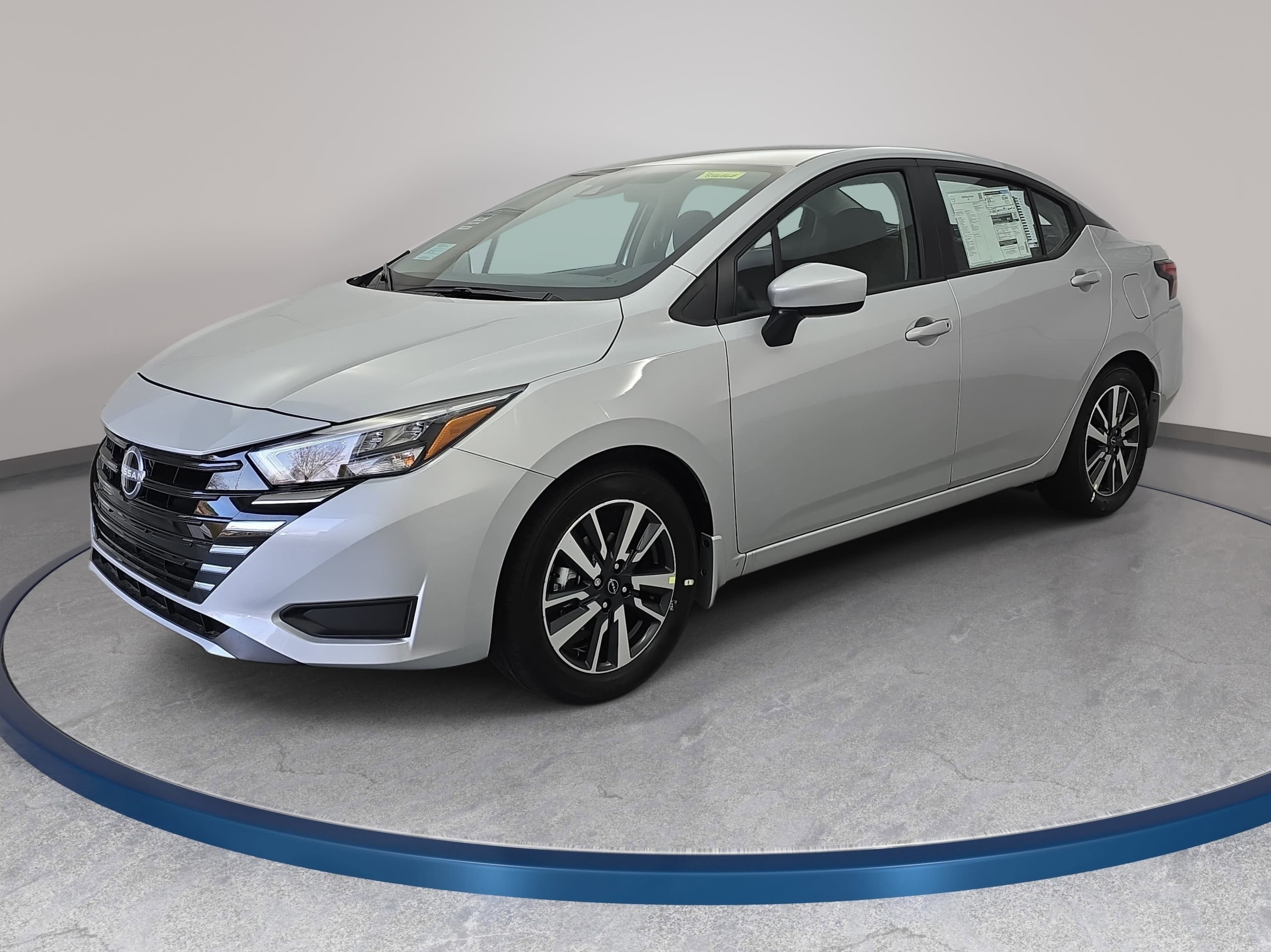 2025 Nissan Versa 1.6 SV CVT's photo