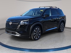 2026 Nissan Pathfinder Platinum SUV