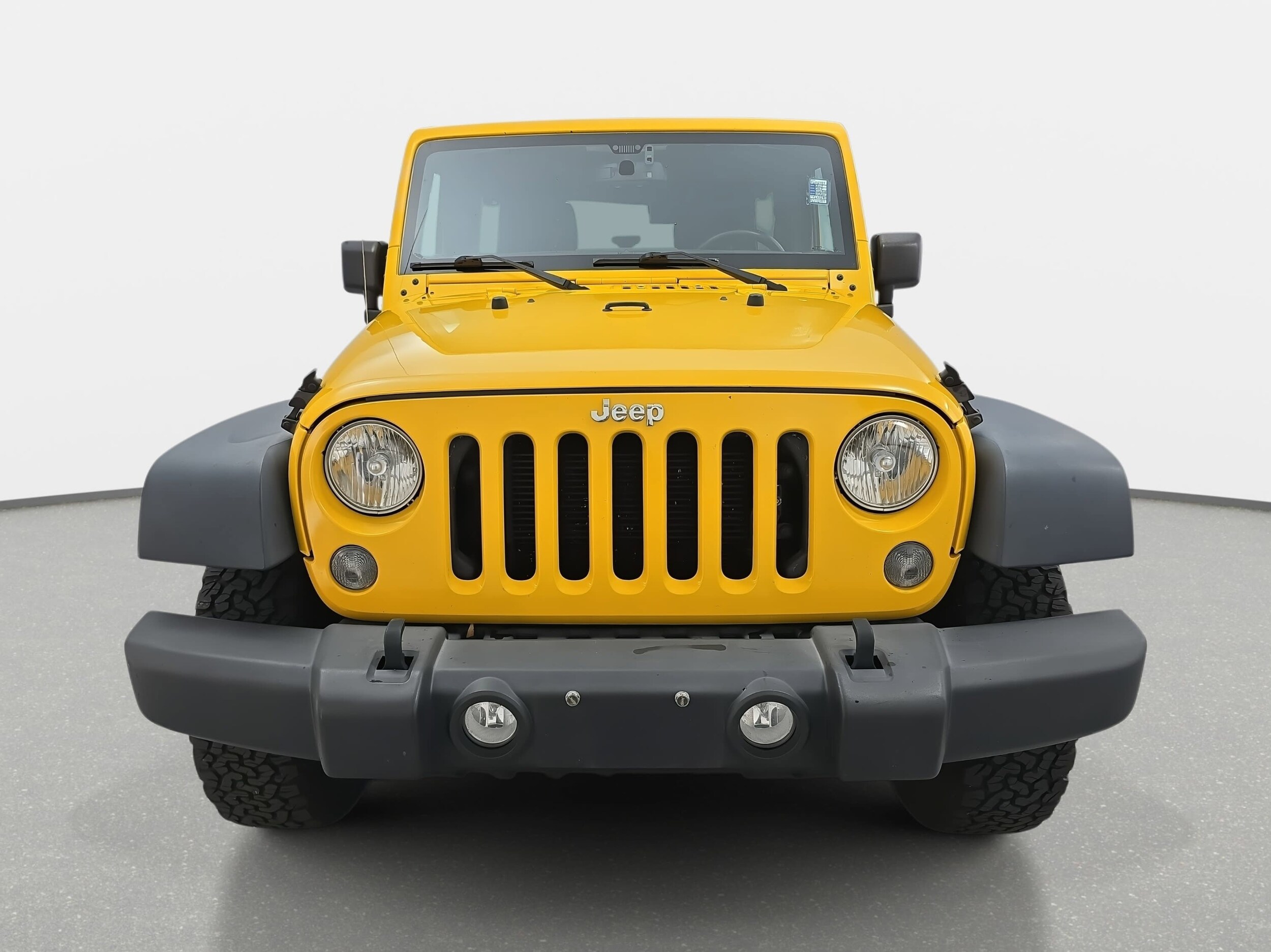 2015 Jeep Wrangler Unlimited Rubicon photo 2
