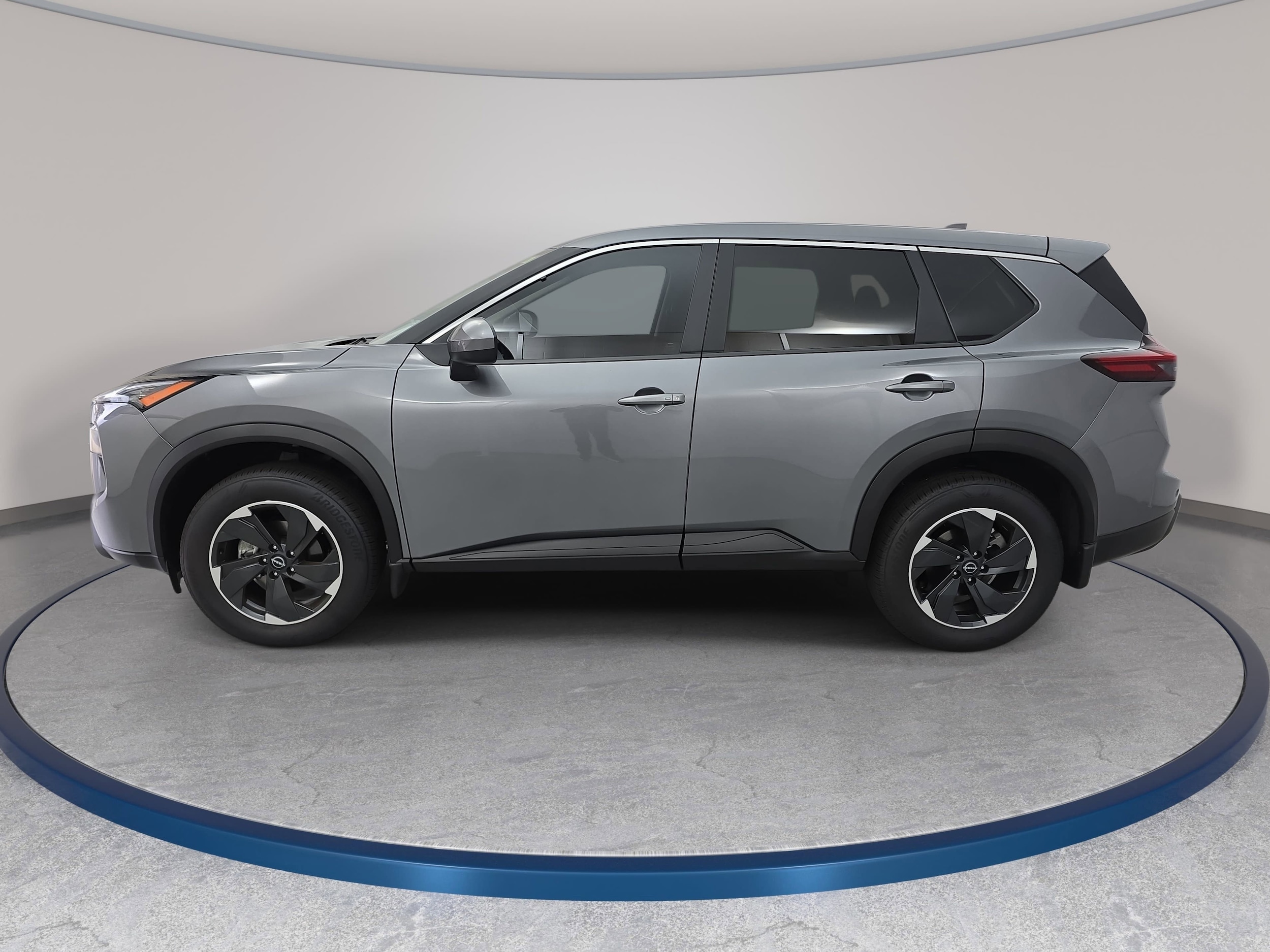 2026 Nissan Rogue SV - Photo 8