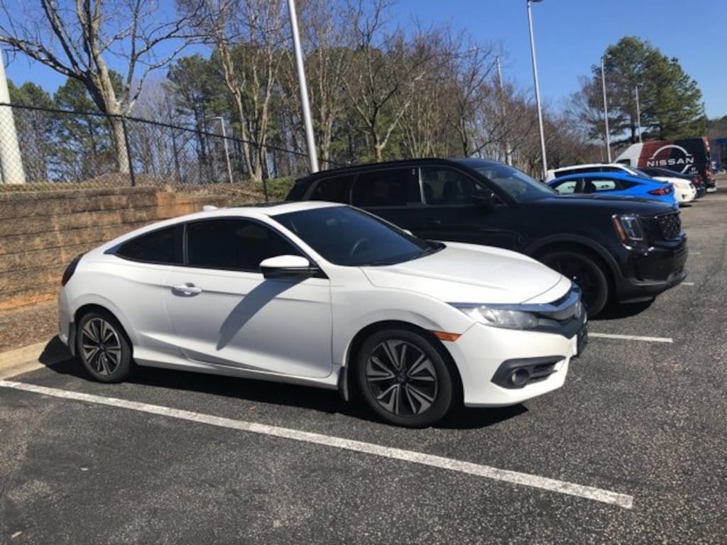 Used 2017 Honda Civic EX-T Coupe