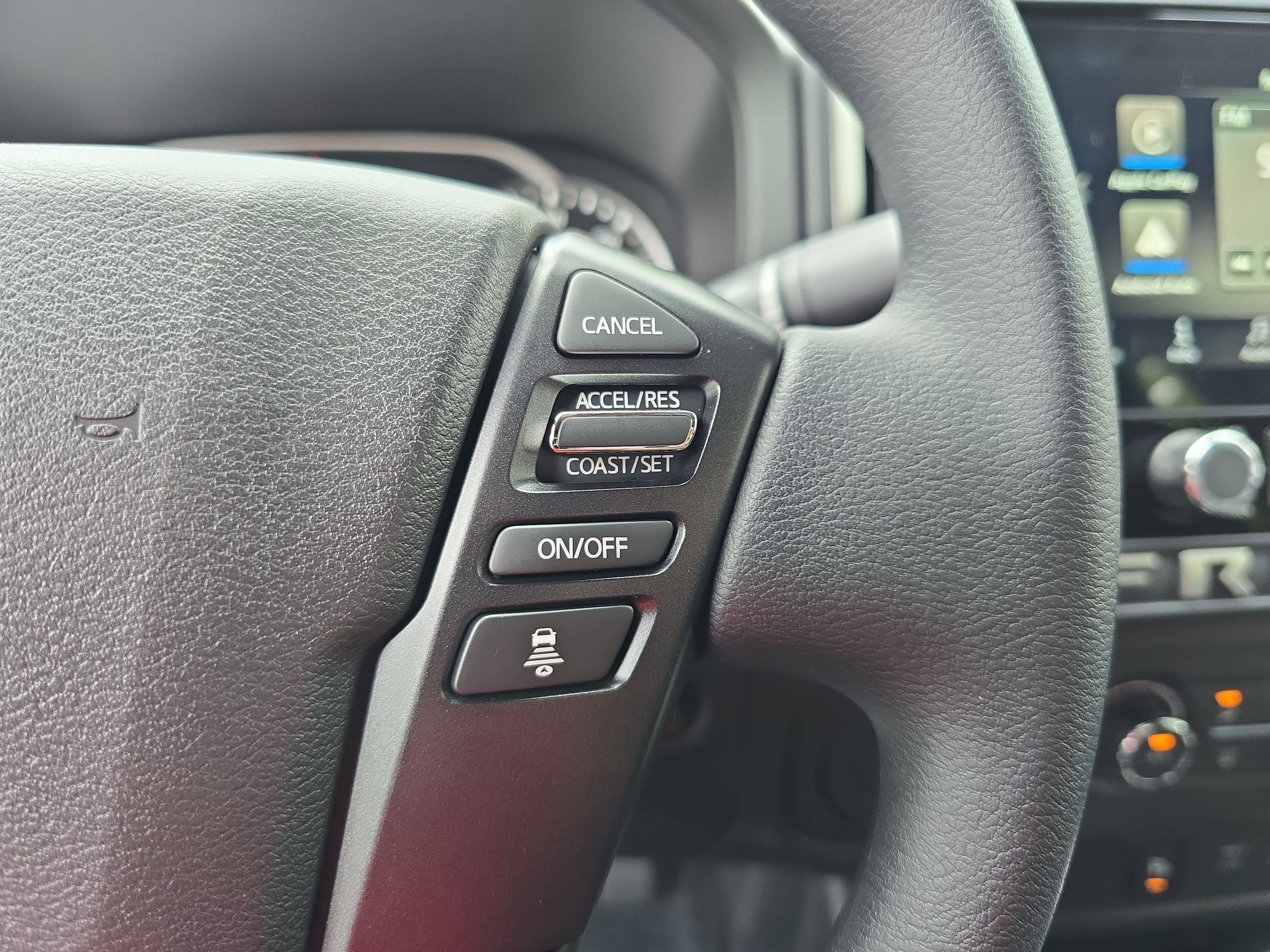 2026 Nissan Frontier SV - Photo 17
