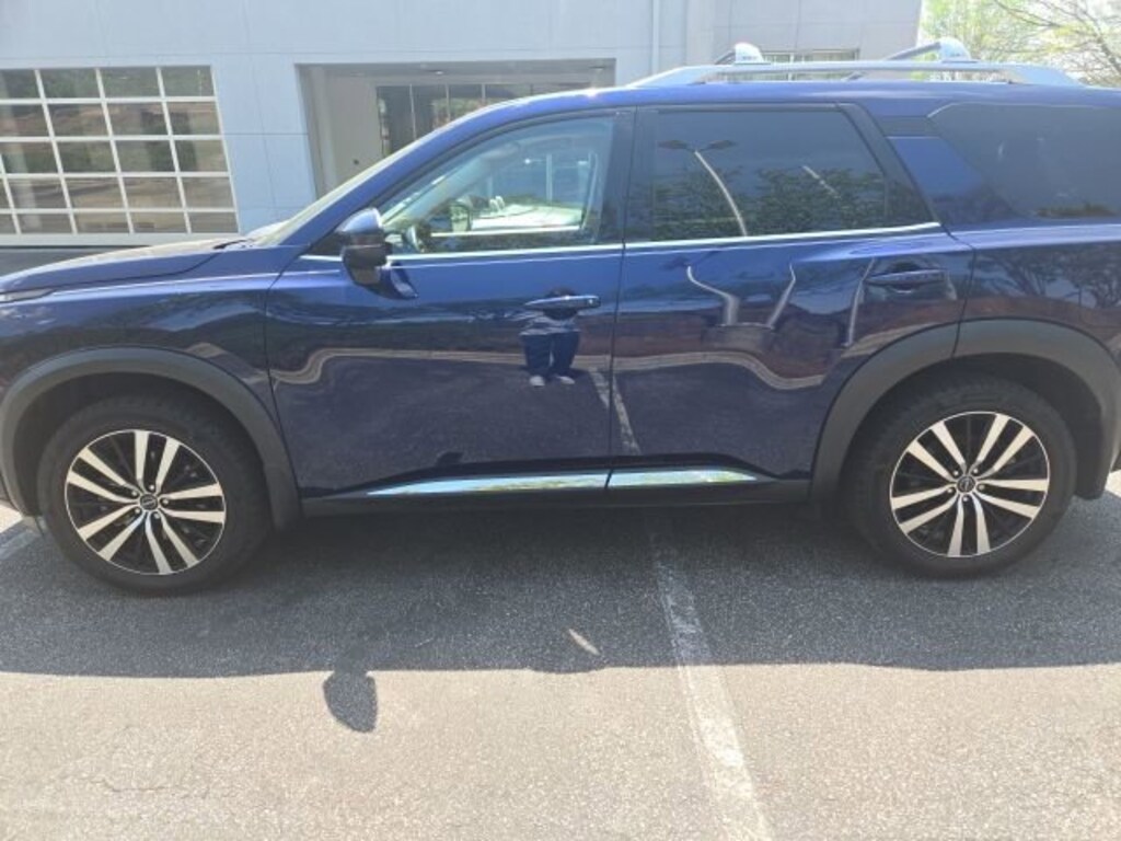 Certified 2023 Nissan Pathfinder Platinum SUV