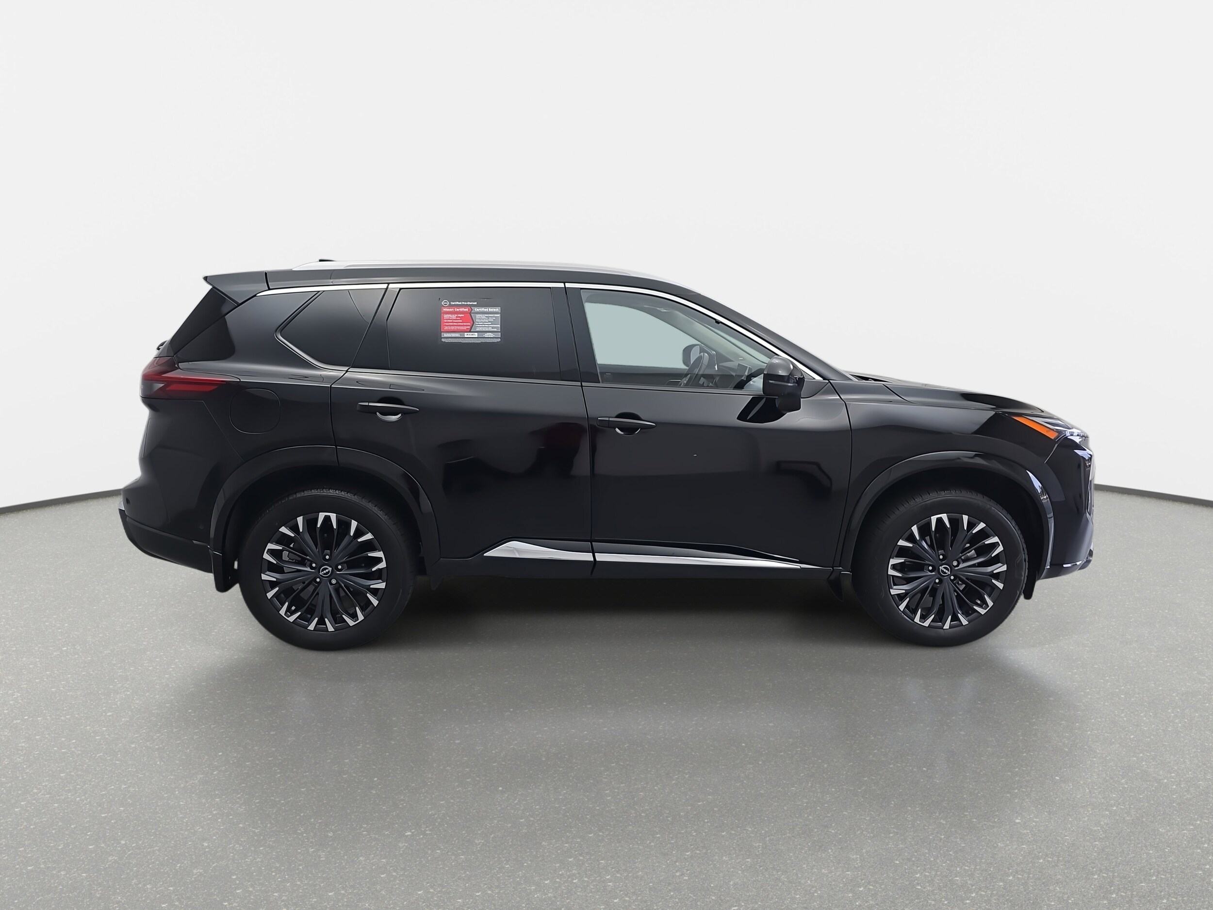 2024 Nissan Rogue Platinum photo 4