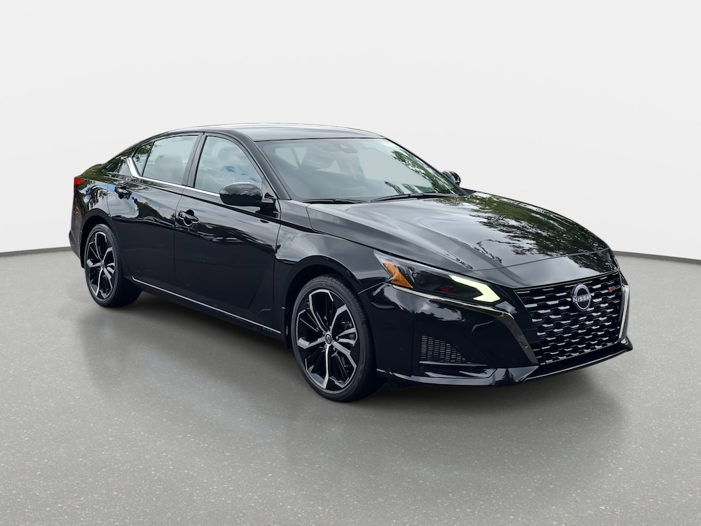 New 2025 Nissan Altima SR Sedan