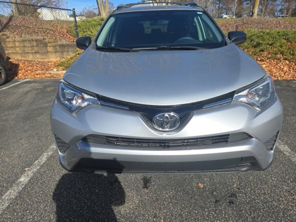 Used 2016 Toyota RAV4 LE SUV