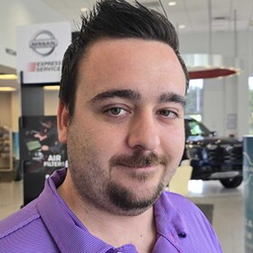 Staff member TOMMY SURDIS from ID_f2b9e97b5b0f