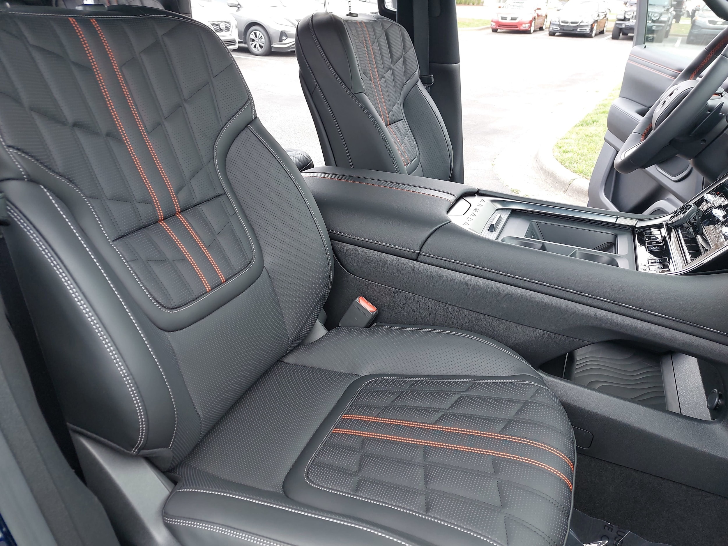 2025 Nissan Armada PRO-4X - Photo 10