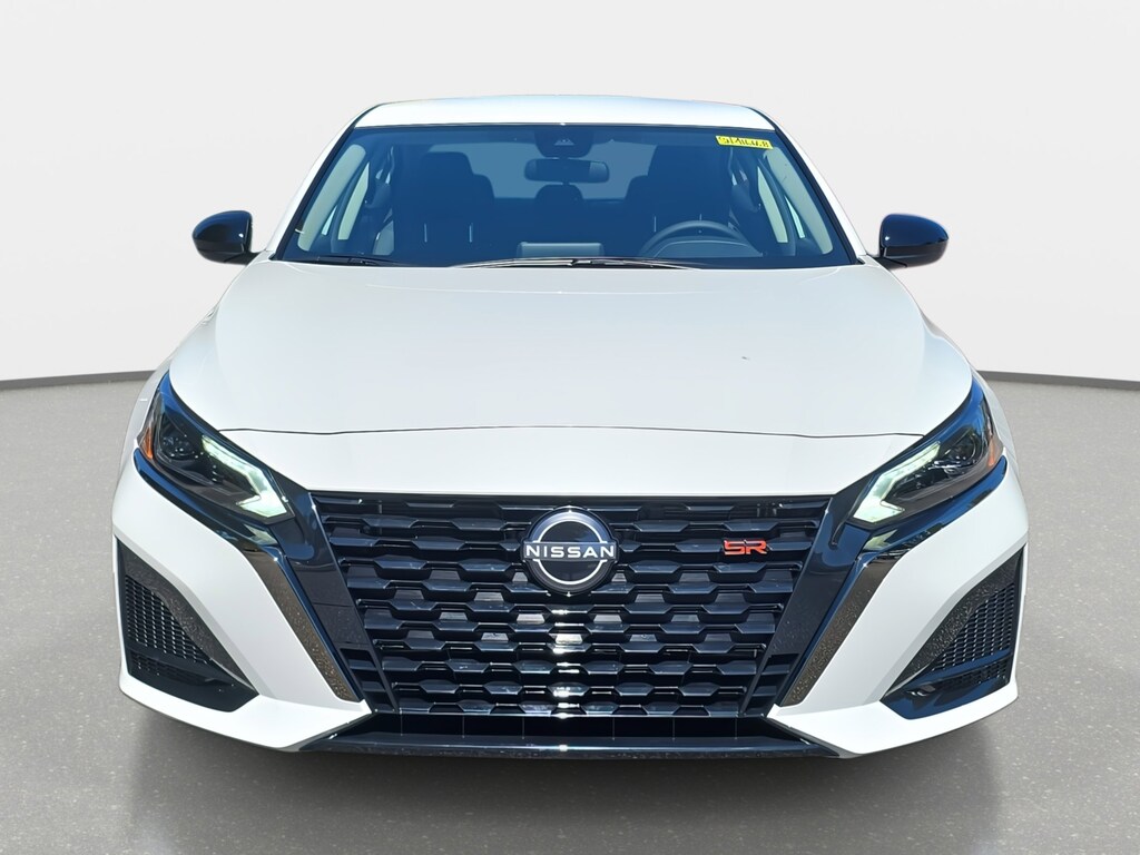 New 2025 Nissan Altima SR Sedan