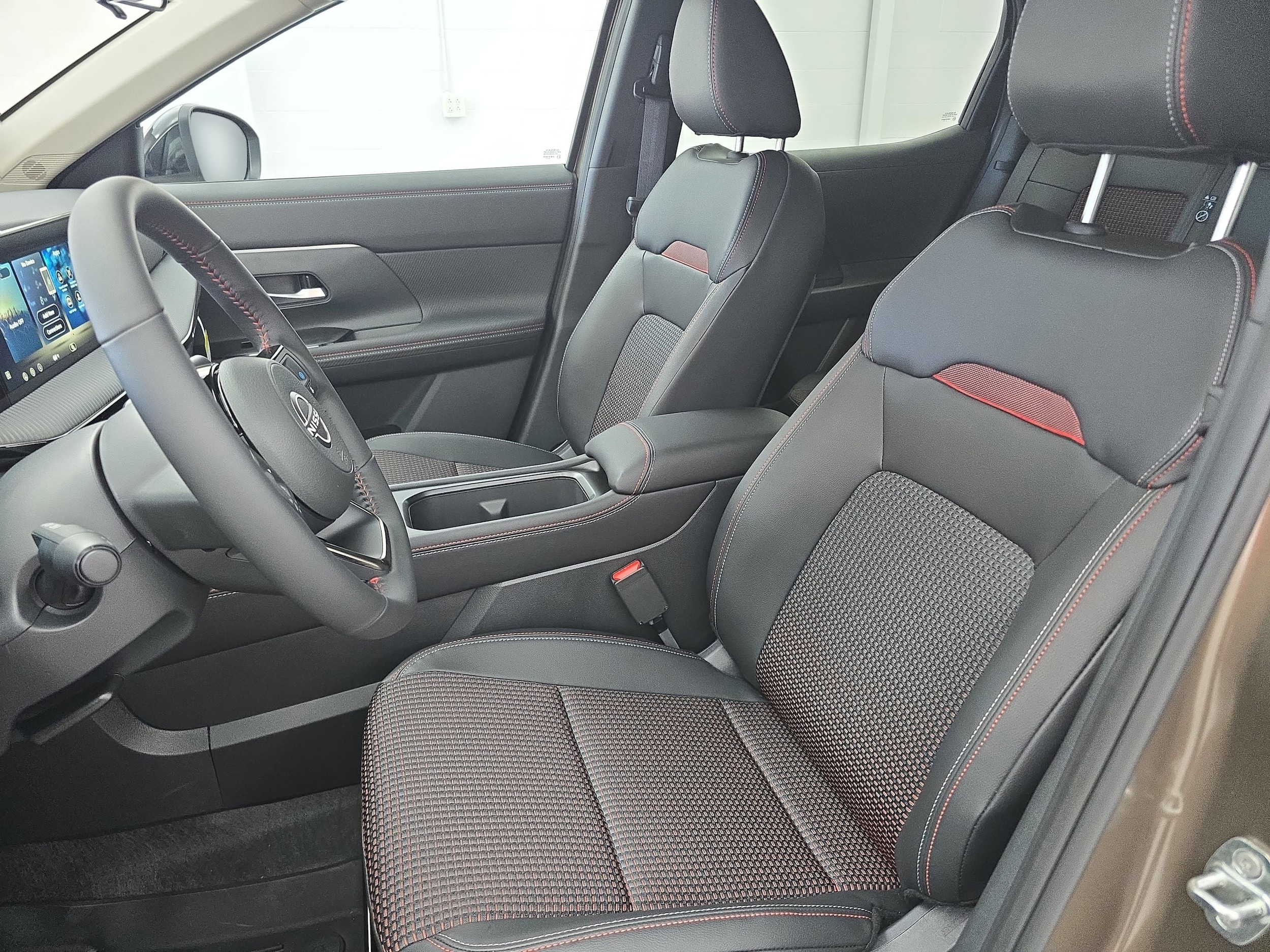 2026 Nissan KICKS SR - Photo 14