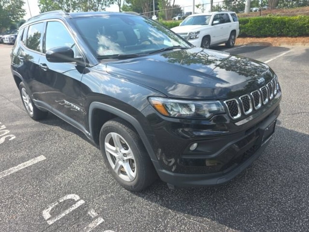 Used 2023 Jeep Compass Latitude SUV