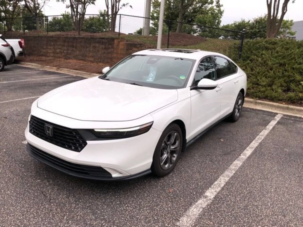 Used 2024 Honda Accord EX Sedan