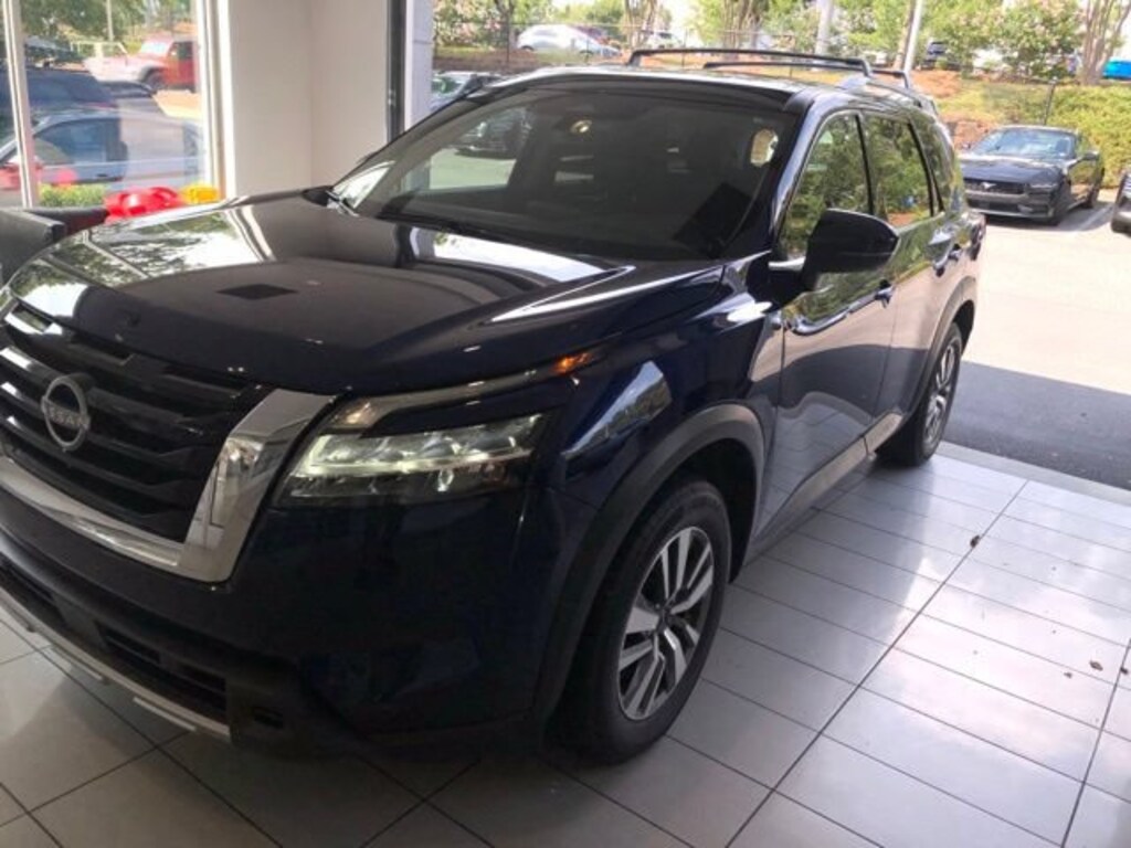 Certified 2023 Nissan Pathfinder SL SUV