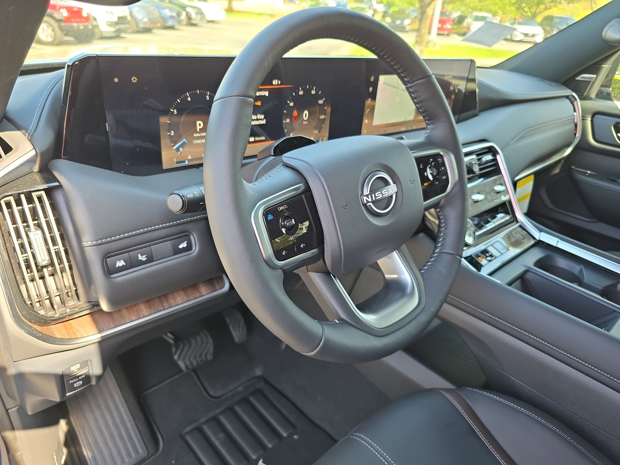 2025 Nissan Armada SL - Photo 17