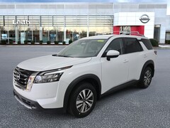2025 Nissan Pathfinder SL SUV