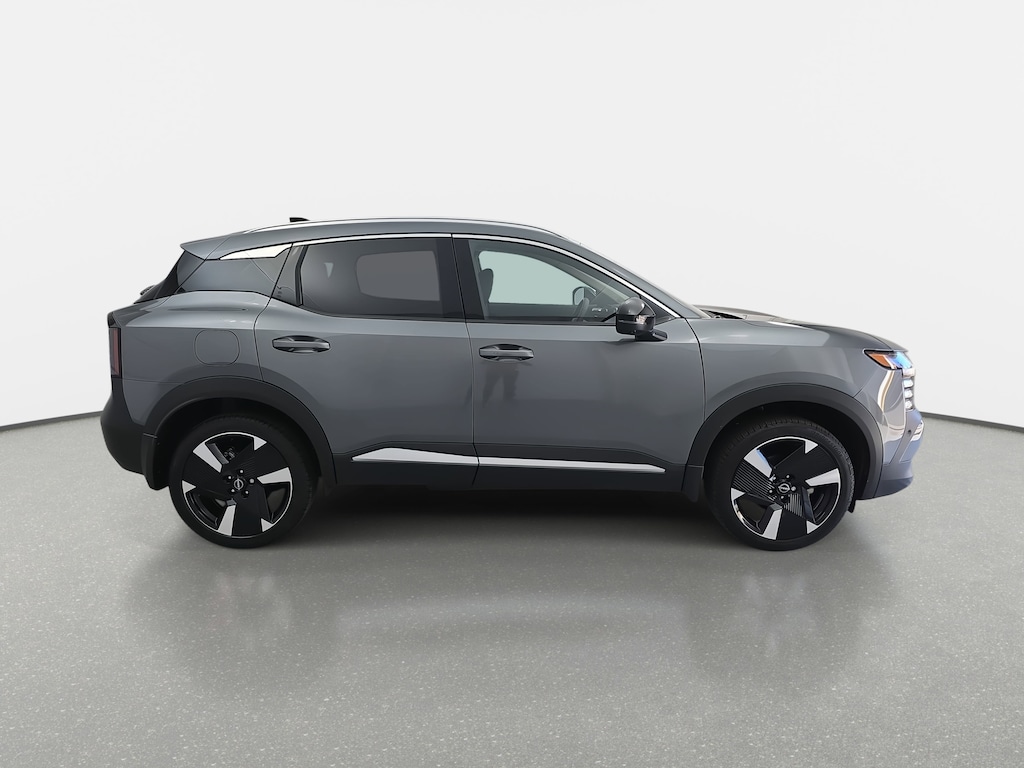 New 2026 Nissan Kicks SR SUV
